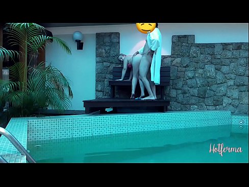 ❤️ Le patron invite la femme de chambre à la piscine, mais n'a pas pu résister à une chaude ❤❌ Vidéo de baise at porn fr.chengchengsm4.top