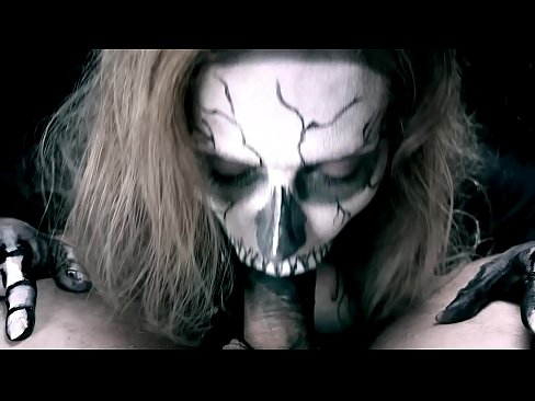 ❤️ Une fille démoniaque suce une bite avec sa bouche noire et avale le sperme. ❤❌ Vidéo de baise at porn fr.chengchengsm4.top